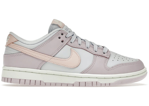 Nike Dunk Low 'Easter 2022' (W)
